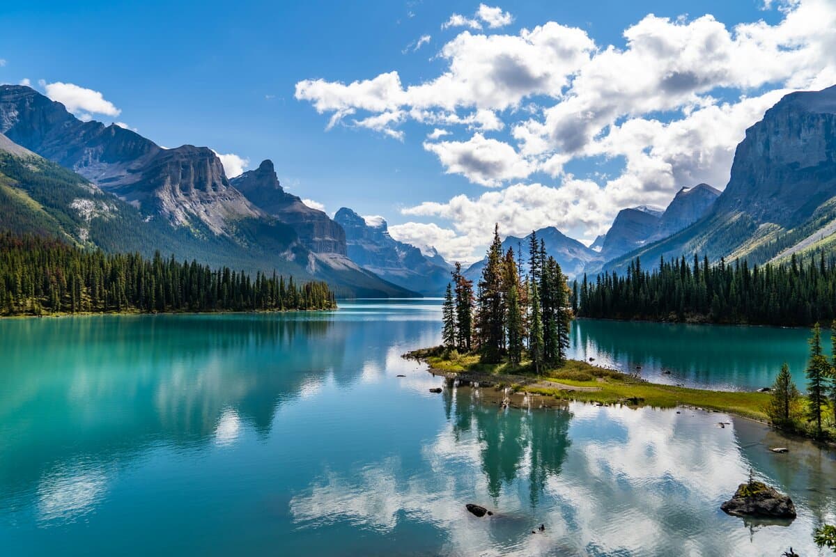 Book Canadian Rockies Lake Louise and Glacier Group Tour - 7 Days | From $2349 | WondersYourWay Canadian Rockies Lake Louise and Glacier Group Tour - 7 day guided group tour visiting Vancouver, Whistler, Sun Peaks